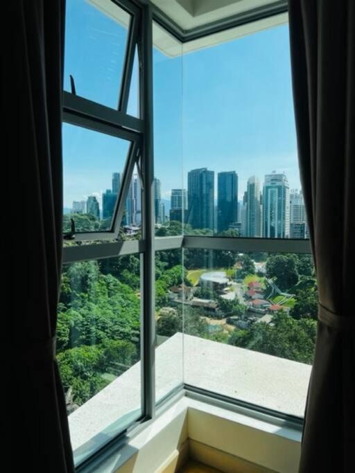Suasana Suites Ceylon Bukit Ceylon By Coton Atelier กัวลาลัมเปอร์ ภายนอก รูปภาพ